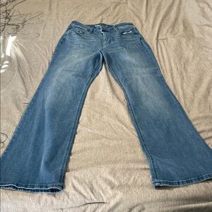 Old Navy Women's Flare Jeans in Blue
